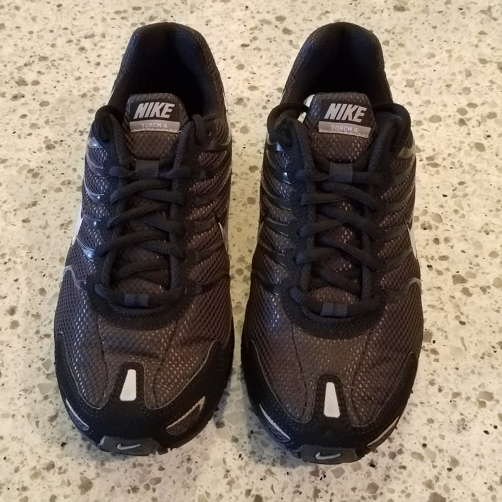 Nike Air Max Torch 4 athletic shoes